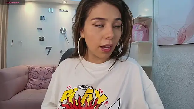 1Sloppy Fox4 online show from March 21, 4:49 am