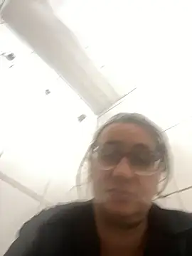 gloria7v05 online show from March 1, 6:21 pm