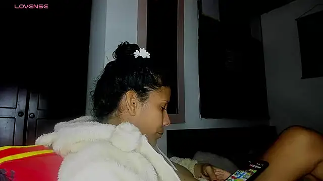 Snapshot of Nenita_Hot_ chatting on October 3, 4:09 am Nenita Hot online show from October 3, 4:09 am