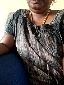 Snapshot of Pavitra78 chatting on March 9, 4:05 am Pavitra78 online show from March 9, 4:05 am