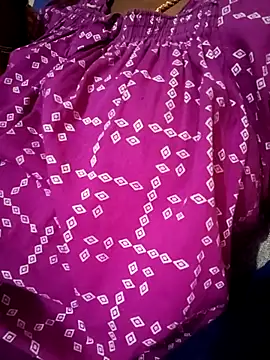 Snapshot of Pavitra78 chatting on March 11, 1:23 pm Pavitra78 online show from March 11, 1:23 pm