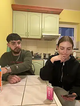 MrAndMrsSavage online show from February 24, 4:47 pm