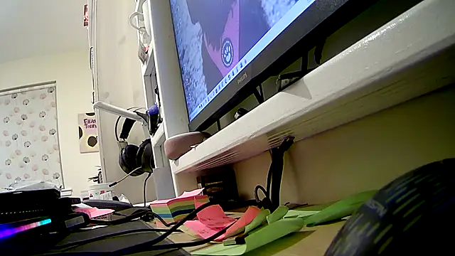 Snapshot of scot2bu chatting on November 11, 11:05 pm scot2bu online show from November 11, 11:05 pm