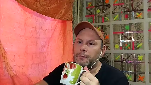 Snapshot of AgnichBan chatting on January 10, 3:39 am AgnichBan online show from January 10, 3:39 am