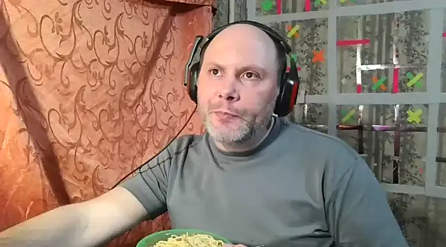 Snapshot of AgnichBan chatting on February 2, 2:13 pm AgnichBan online show from February 2, 2:13 pm