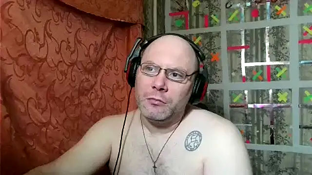 Snapshot of AgnichBan chatting on February 11, 1:20 am AgnichBan online show from February 11, 1:20 am