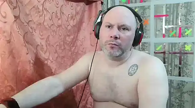 Snapshot of AgnichBan chatting on February 18, 12:37 am AgnichBan online show from February 18, 12:37 am