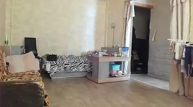 Snapshot of AgnichBan chatting on February 23, 5:45 am AgnichBan online show from February 23, 5:45 am