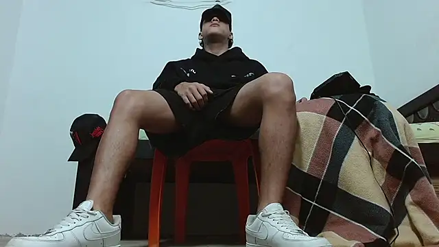 Macho Dom online show from April 9, 11:32 pm