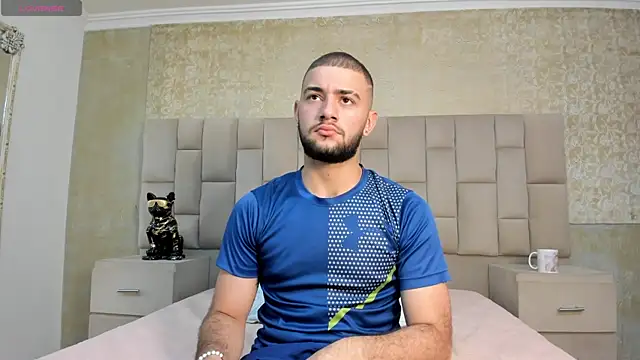 MaximusDick1  online show from November 22, 4:22 am