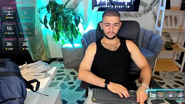 MaximusDick1  online show from January 13, 3:45 am