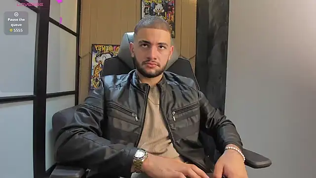 MaximusDick1  online show from February 11, 12:32 pm