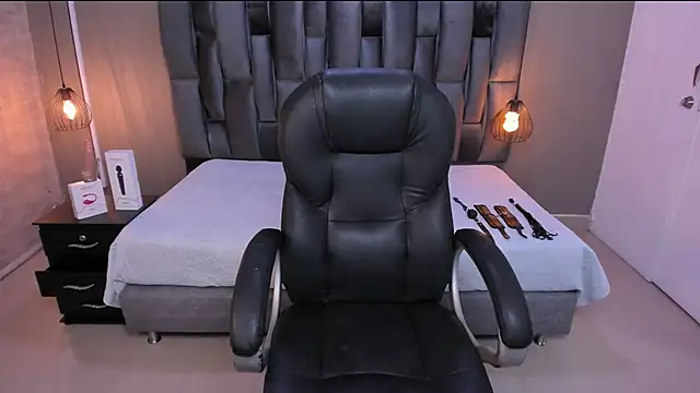 Snapshot of Lorena_Vieira_ chatting on January 22, 7:34 pm Lorena Vieira online show from January 22, 7:34 pm