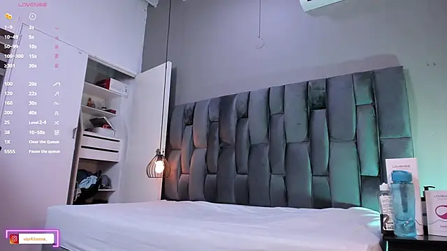 Snapshot of Lorena_Vieira_ chatting on January 30, 11:13 pm Lorena Vieira online show from January 30, 11:13 pm