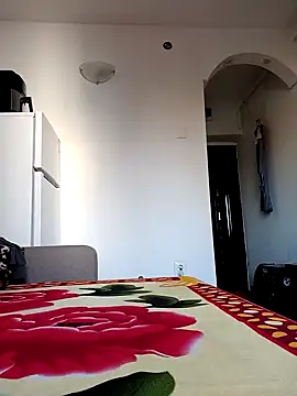 Virgin Pussy Love online show from December 14, 12:12 pm