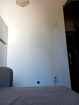 Virgin Pussy Love online show from September 16, 9:21 am