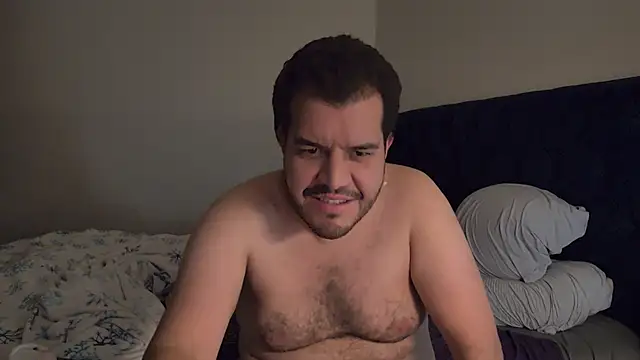 Snapshot of bearcloudcomputa chatting on December 6, 1:29 am bearcloudcomputa online show from December 6, 1:29 am