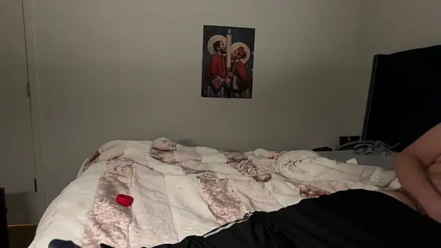 Snapshot of bearcloudcomputa chatting on December 26, 3:49 am bearcloudcomputa online show from December 26, 3:49 am