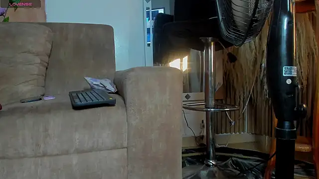 adhara hotter online show from October 25, 7:41 pm