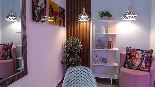 Dalila Sky online show from April 15, 6:04 pm