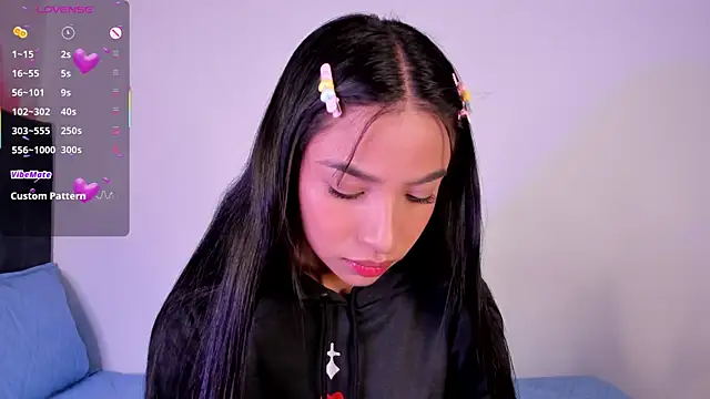 Snapshot of Mereo_leona chatting on September 9, 12:21 am Mereo leona online show from September 9, 12:21 am