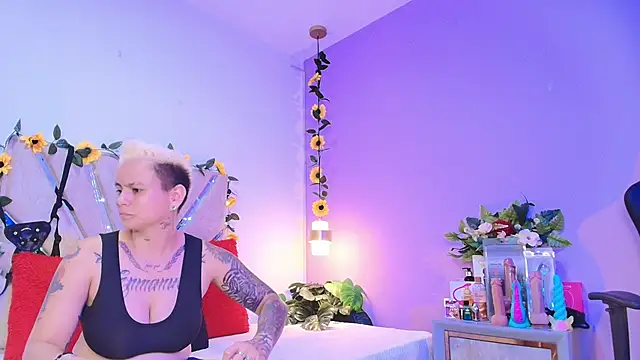 BRITHANY SPARK online show from May 26, 12:28 am