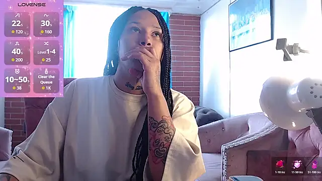 Snapshot of devi_black13_ chatting on February 16, 6:04 pm devi black13 online show from February 16, 6:04 pm