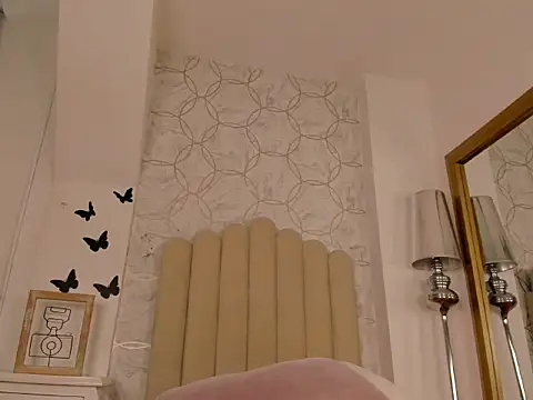 Foxy200   online show from February 16, 8:05 pm