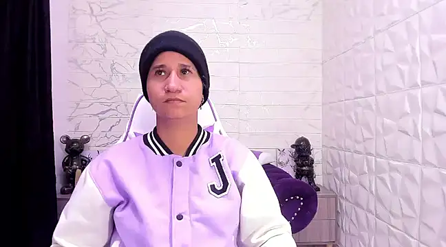 Im Milan Rs online show from February 10, 10:09 am