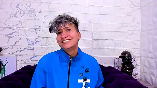 Im Milan Rs online show from February 15, 9:27 am