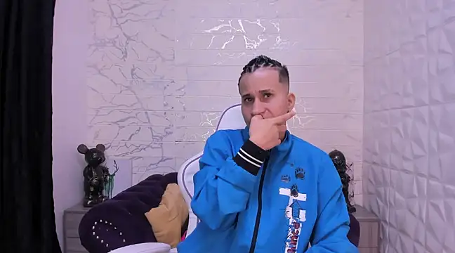 Im Milan Rs online show from February 22, 3:12 am