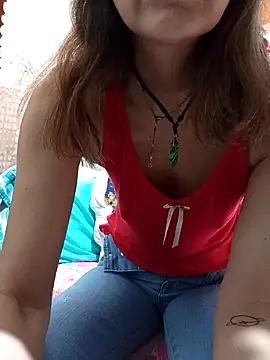 Snapshot of NanitaFun chatting on October 3, 3:03 am NanitaFun online show from October 3, 3:03 am