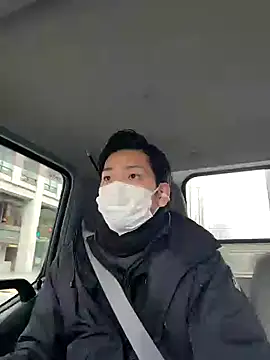 Snapshot of da--------i chatting on January 23, 12:14 am da--------i online show from January 23, 12:14 am