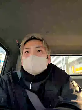 Snapshot of da--------i chatting on March 20, 7:47 am da--------i online show from March 20, 7:47 am