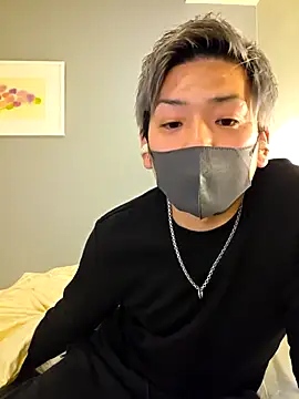 Snapshot of da--------i chatting on December 1, 4:56 pm da--------i online show from December 1, 4:56 pm