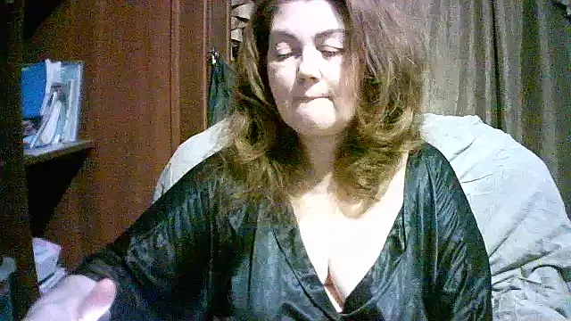 Madame-Butterfly online show from November 21, 11:25 pm