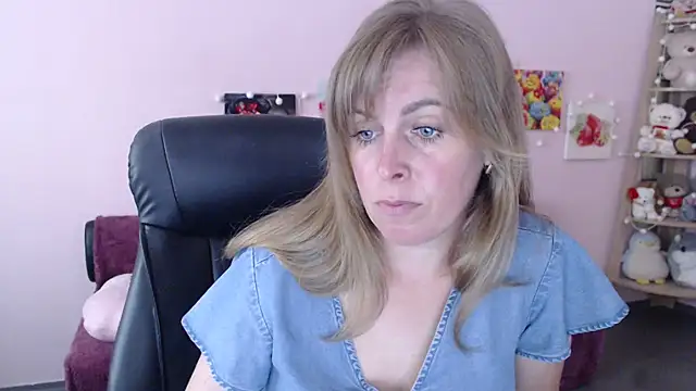 Hot Milady online show from June 5, 7:25 am