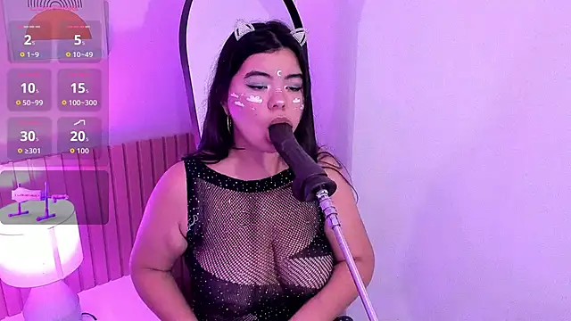 klhoe boobs online show from February 28, 4:13 am