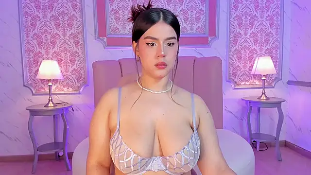 Snapshot of Miamontoya chatting on February 28, 1:14 pm Miamontoya online show from February 28, 1:14 pm