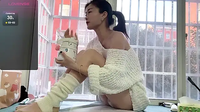 Snapshot of QianF-666 chatting on January 9, 12:46 am QianF-666 online show from January 9, 12:46 am