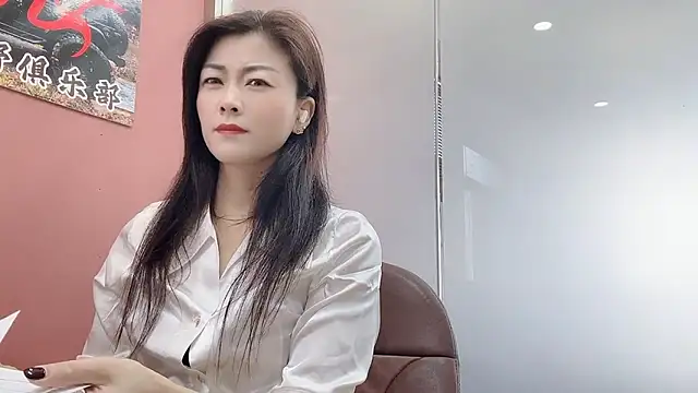 Snapshot of QianF-666 chatting on October 8, 2:42 am QianF-666 online show from October 8, 2:42 am