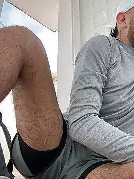 Snapshot of JuanZapata33 chatting on December 3, 8:50 pm JuanZapata33 online show from December 3, 8:50 pm