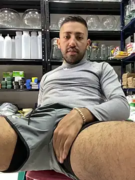 Snapshot of JuanZapata33 chatting on December 27, 6:53 pm JuanZapata33 online show from December 27, 6:53 pm