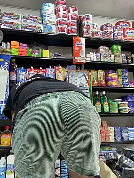 Snapshot of JuanZapata33 chatting on September 26, 4:55 pm JuanZapata33 online show from September 26, 4:55 pm