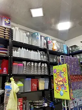 Snapshot of JuanZapata33 chatting on November 23, 8:19 pm JuanZapata33 online show from November 23, 8:19 pm