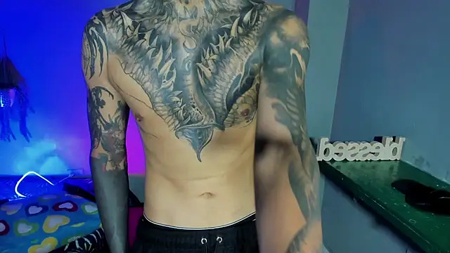 Snapshot of Travistanner_28 chatting on September 19, 4:51 pm Travistanner 28 online show from September 19, 4:51 pm