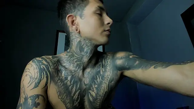 Travistanner 28 online show from February 26, 1:10 pm