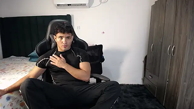 man dur07 online show from January 29, 8:46 pm