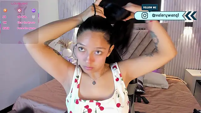 Valery wang online show from January 17, 11:59 am