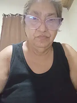 Snapshot of florecita69 chatting on May 24, 2:27 am florecita69 online show from May 24, 2:27 am